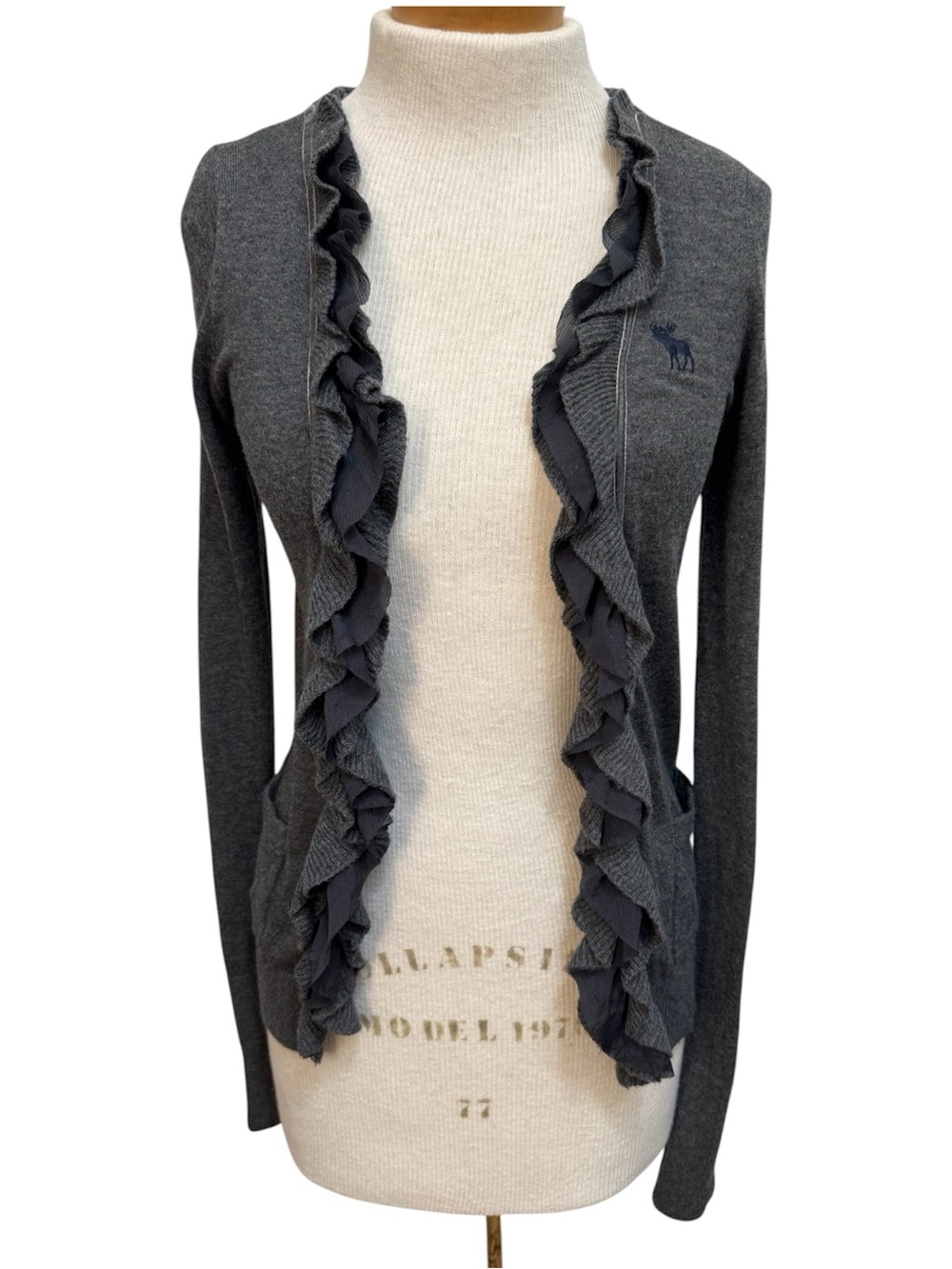 Vintage Abercrombie & Fitch Y2K Ruffle Trim Cardigan Women Small Preppy Layer